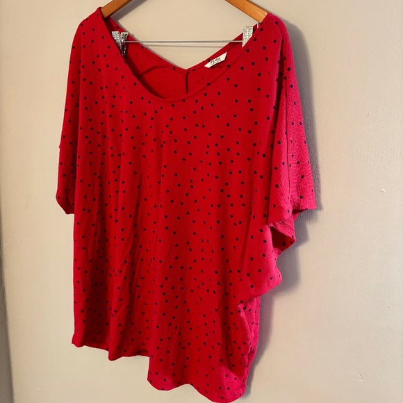 PENNINGTON red black polka dot t-shirt - Picture 1 of 3
